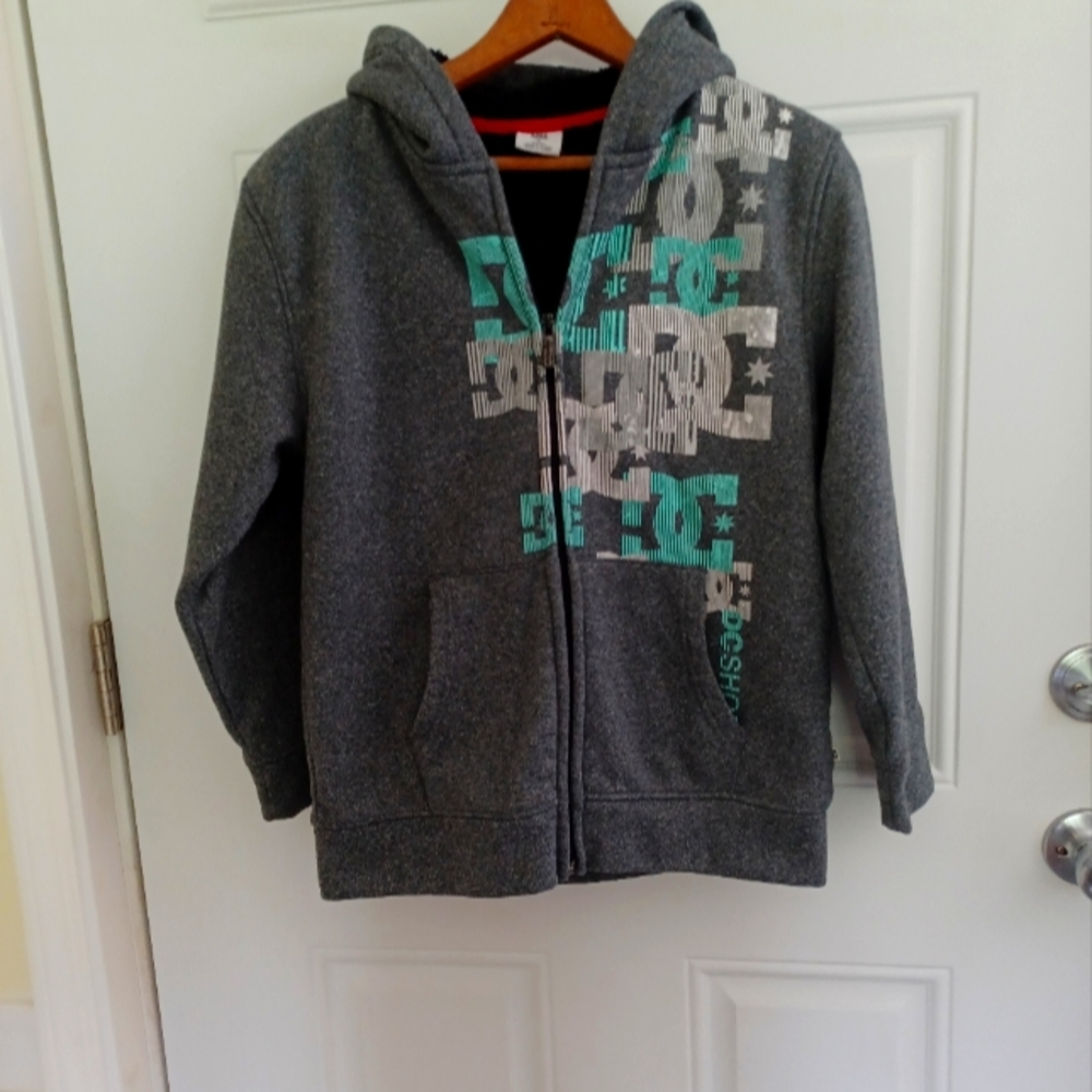 DC Shoes boys zip up Hoodie